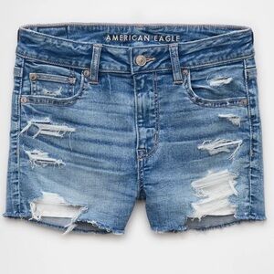NWTs (Never Worn) A&E Dark Wash Next Level Ripped High-Waisted Denim Short Short